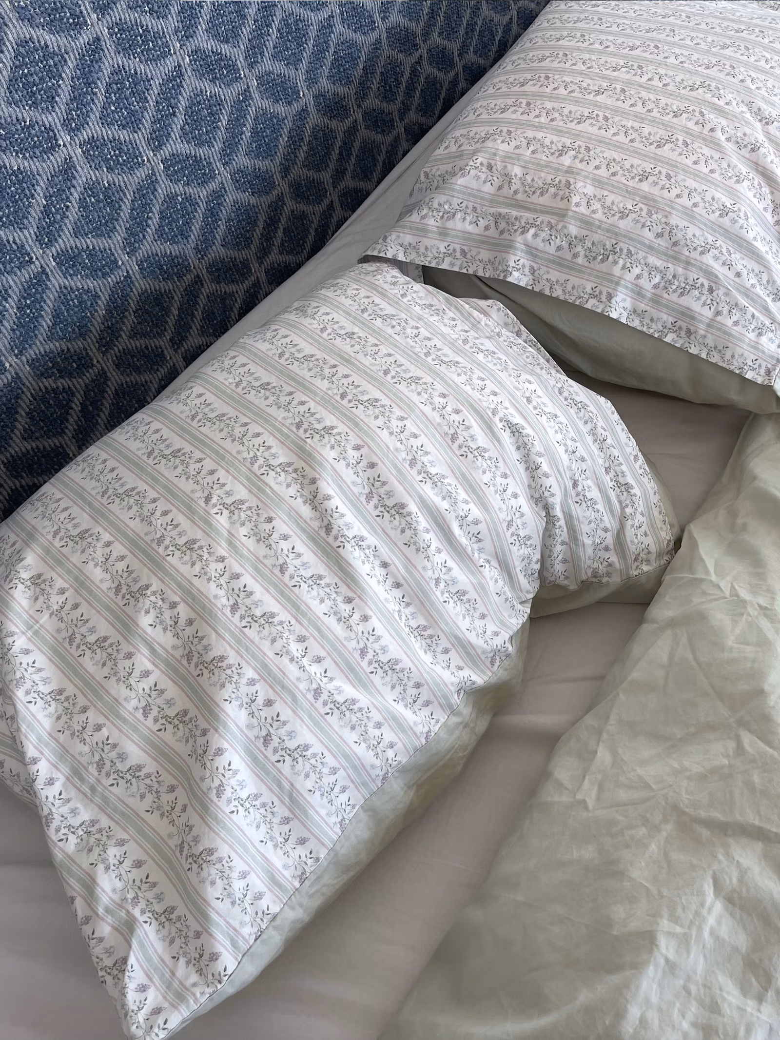 Pillow Case Lilac Dreams